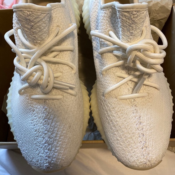 AUTHENTIC WHITE YEEZYS. SOLD!! - Picture 7 of 8